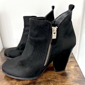 Call it spring size 6 black suede ankle boots
